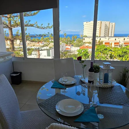Jacaranda 2 By Sea And Beach, Pool, Very Central, Dishwasher, Wifi, Fantastic Seaview アパート