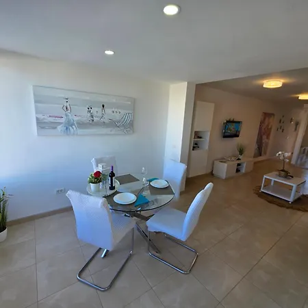 Jacaranda 2 By Sea And Beach, Pool, Very Central, Dishwasher, Wifi, Fantastic Seaview * アロナ