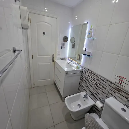 Jacaranda 2 By Sea And Beach, Pool, Very Central, Dishwasher, Wifi, Fantastic Seaview * アロナ